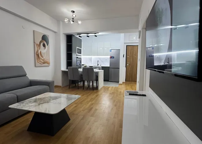 East Gate Luxury 2 * Скопье