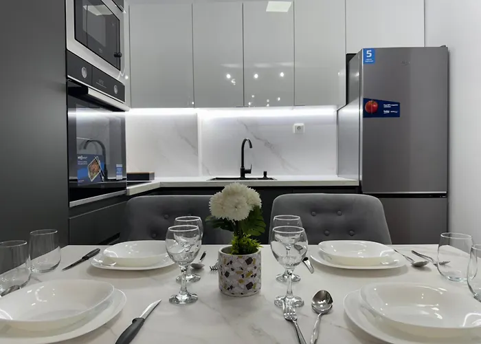 East Gate Luxury 2 * Скопье