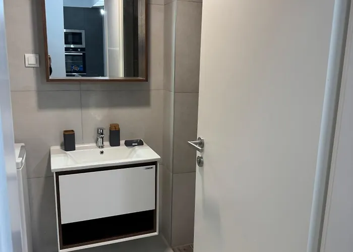 East Gate Luxury 2 * Skopje