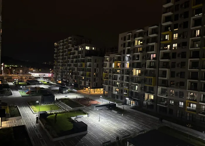 East Gate Luxury 2 Apartment *