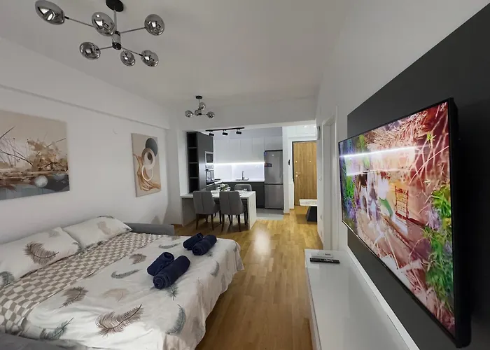 East Gate Luxury 2 * Skopje